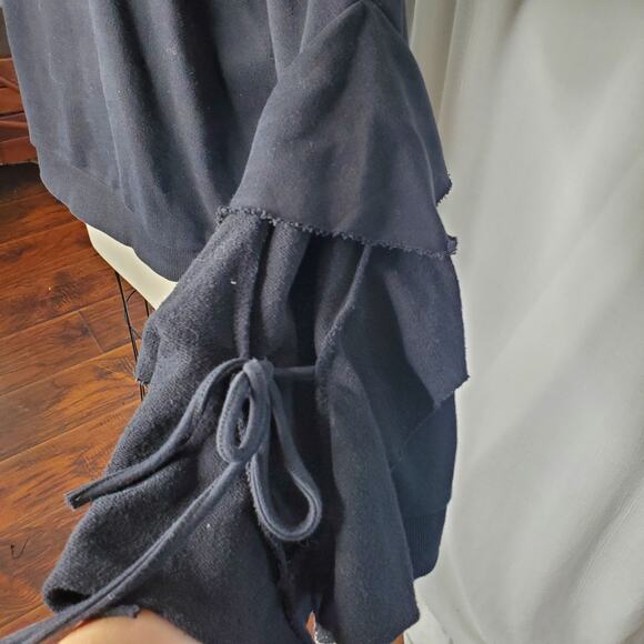 J.O.A. Black Ruffle Tie Sleeve Sweatshirt Large - Picture 2 of 5